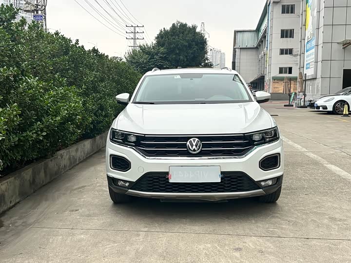 Фото 2 - Volkswagen T-Roc