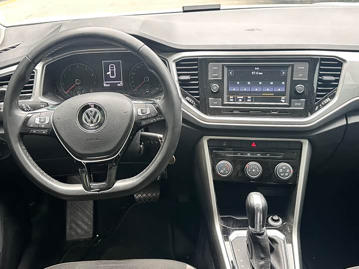 Фото 6 - Volkswagen T-Roc