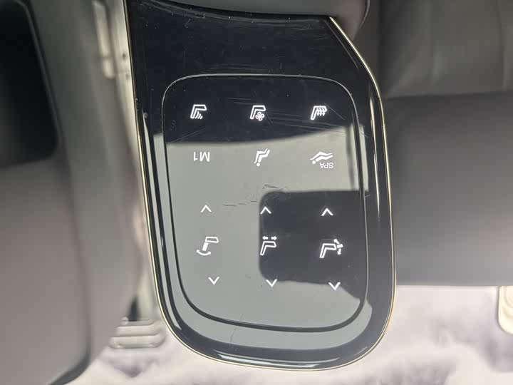 Фото 9 - GAC Trumpchi M8