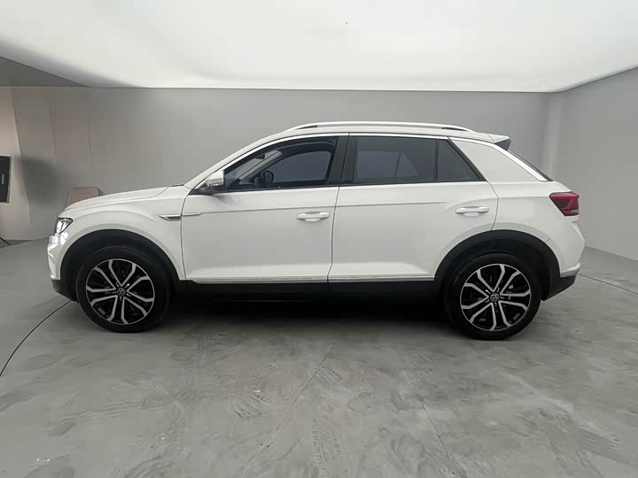 Фото 4 - Volkswagen T-Roc