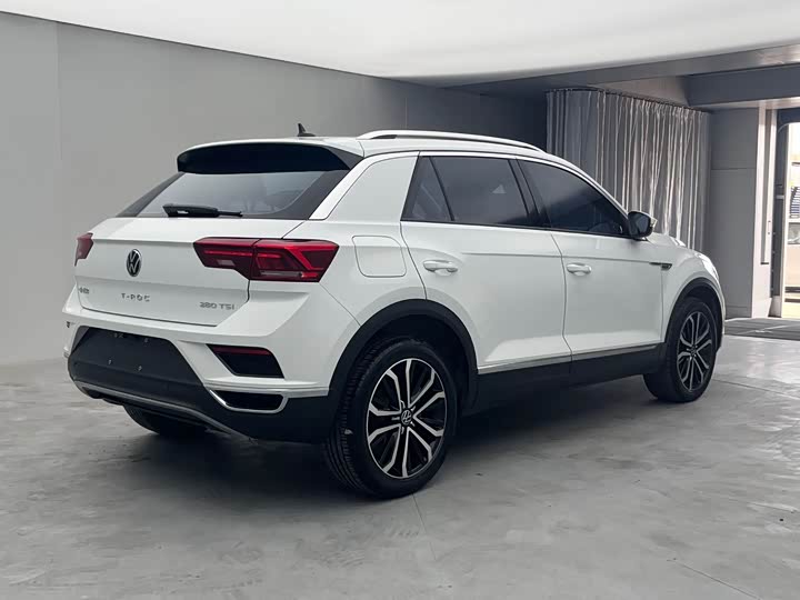 Фото 7 - Volkswagen T-Roc