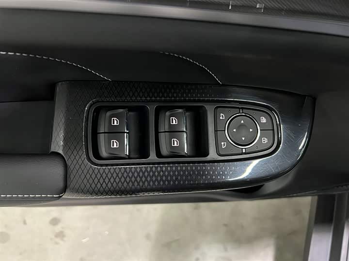 Фото 9 - Haval M6