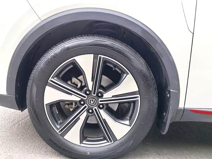 Фото 8 - Changan CS55 Plus