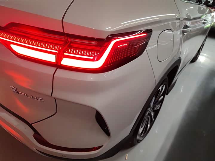 Фото 8 - BYD Song Plus Hybrid/EV