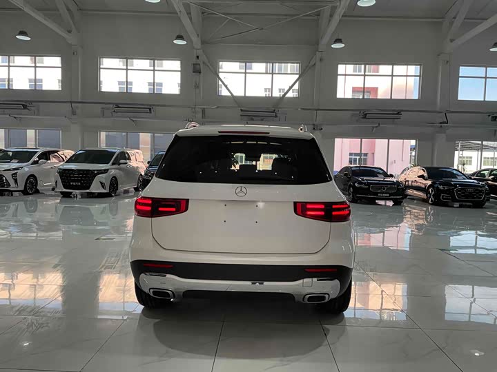 Фото 5 - Mercedes-Benz GLB-Class