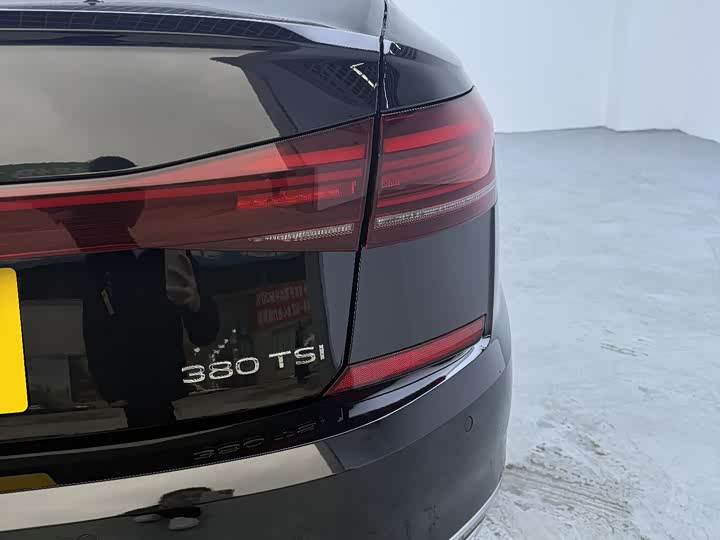 Фото 9 - Volkswagen Passat