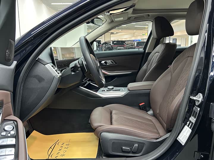 Фото 8 - BMW 3 Series