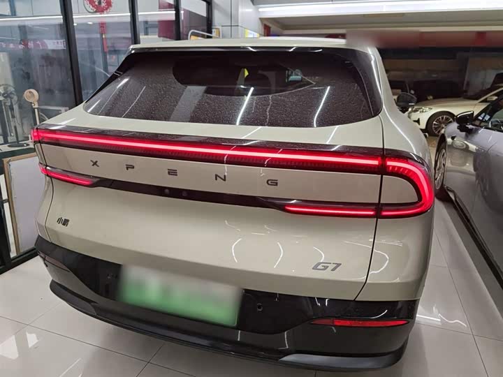 Фото 6 - XPeng G7