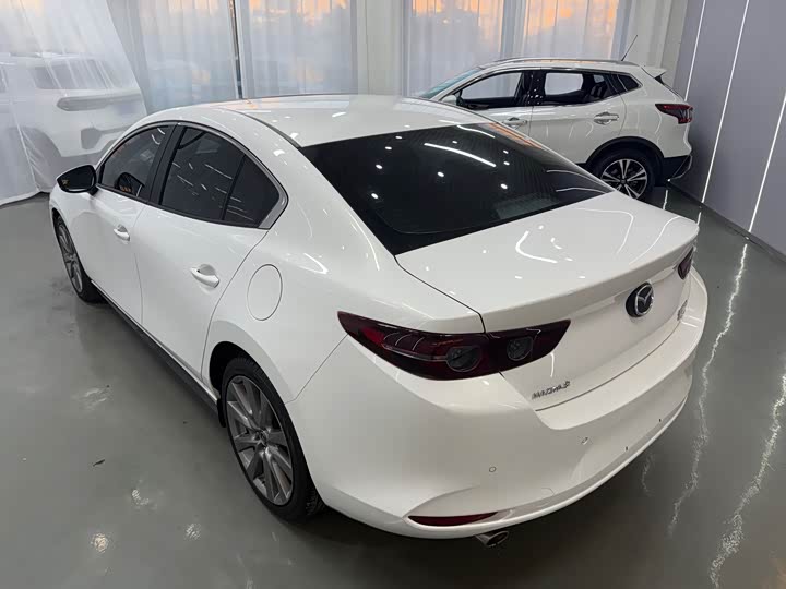 Фото 5 - Mazda 3 (Axela)