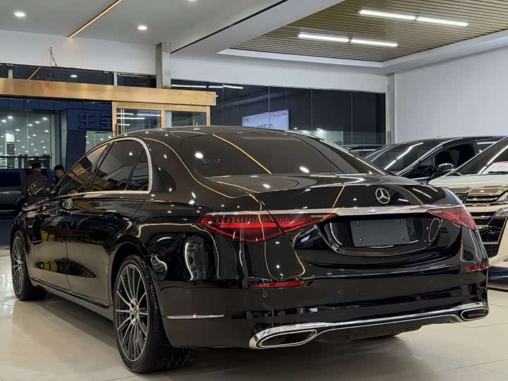 Фото 5 - Mercedes-Benz S-Class