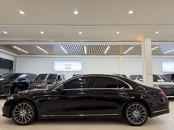 Фото 6 - Mercedes-Benz S-Class