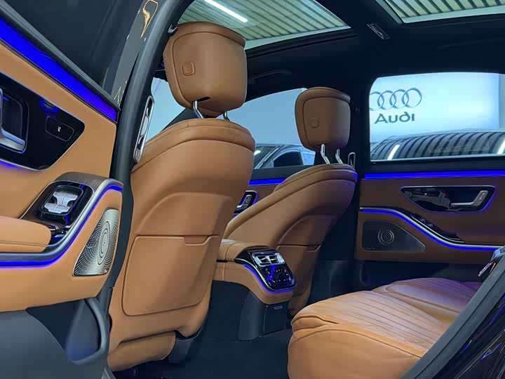 Фото 7 - Mercedes-Benz S-Class