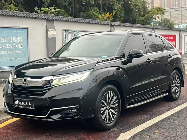 Фото 2 - Honda Avancier