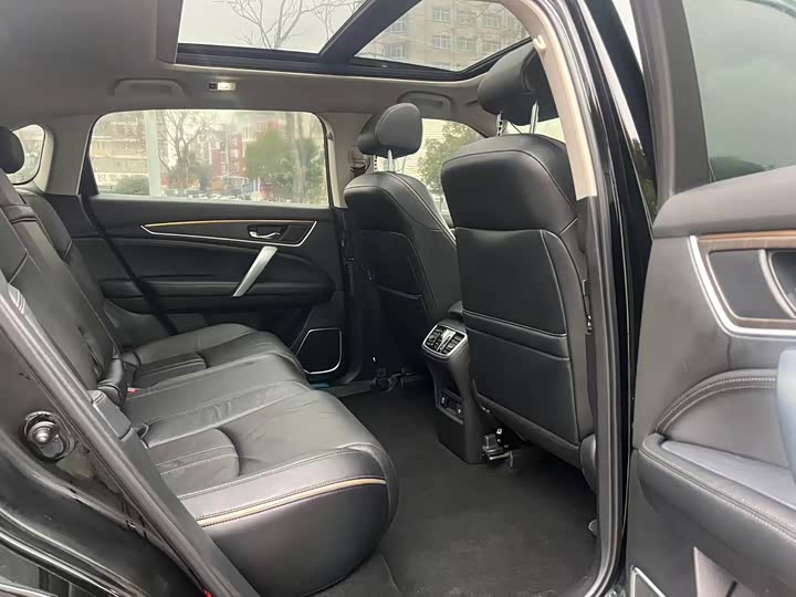 Фото 9 - Honda Avancier