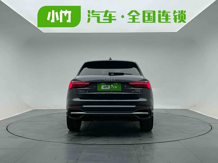 Фото 4 - Audi Q3