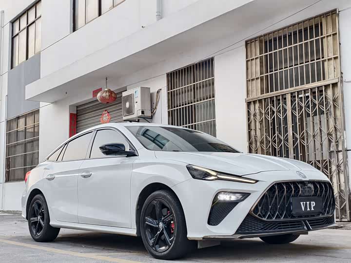 Фото 3 - MG Motor 5 Scorpio