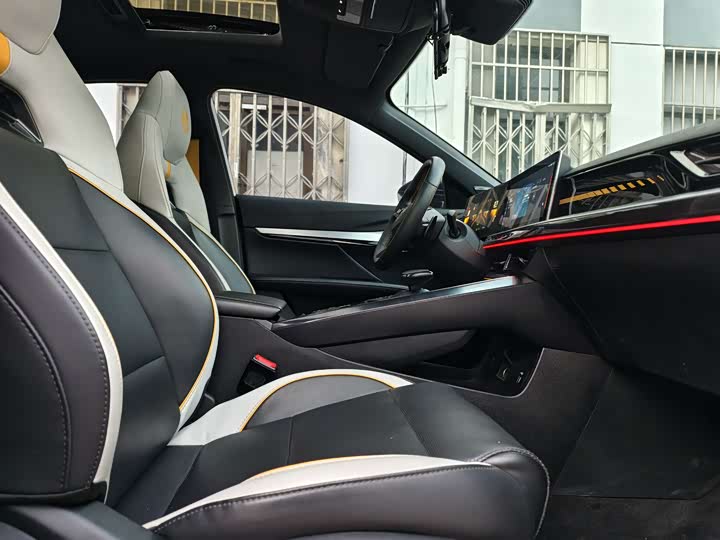 Фото 7 - MG Motor 5 Scorpio