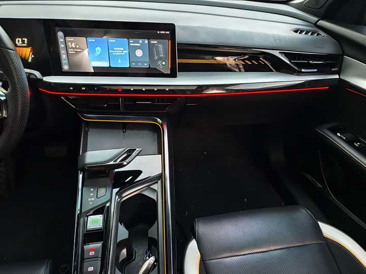 Фото 9 - MG Motor 5 Scorpio