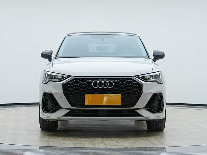 Фото 2 - Audi Q3 Sportback