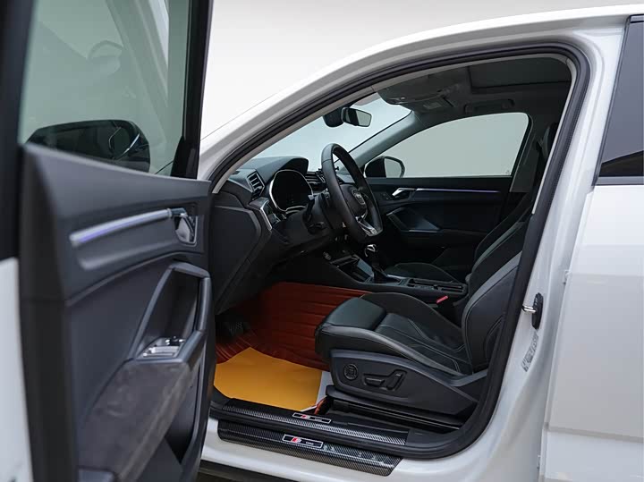 Фото 9 - Audi Q3 Sportback