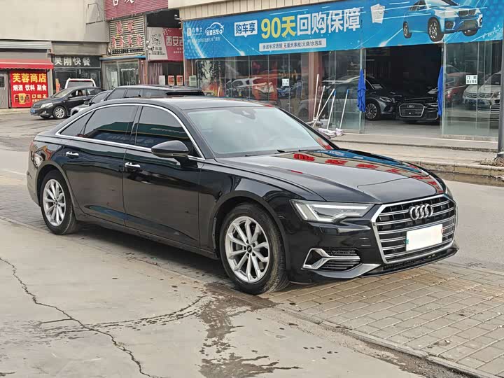 Фото 3 - Audi A6L