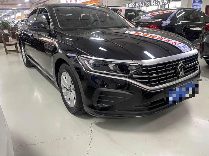 Фото 1 - Volkswagen Passat