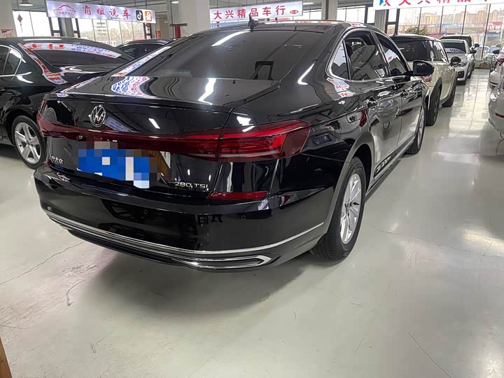 Фото 4 - Volkswagen Passat