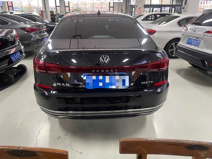 Фото 5 - Volkswagen Passat