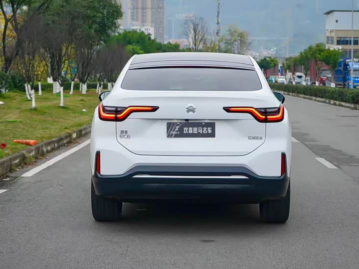 Фото 5 - Nio EC6