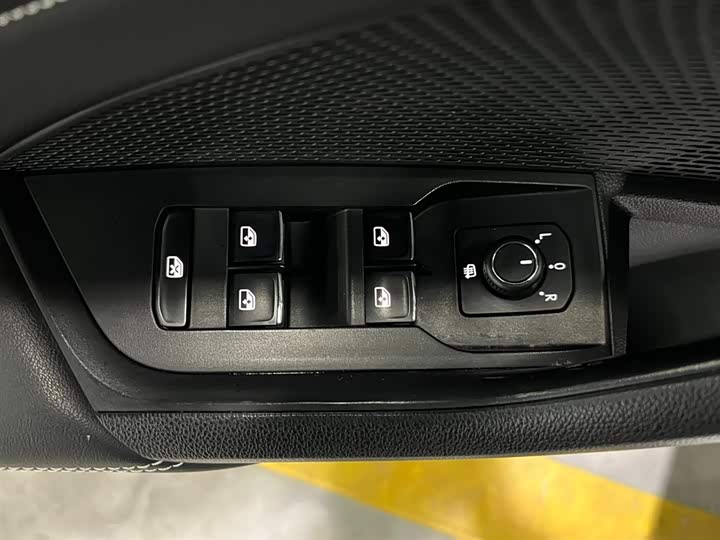 Фото 9 - Skoda Octavia Pro