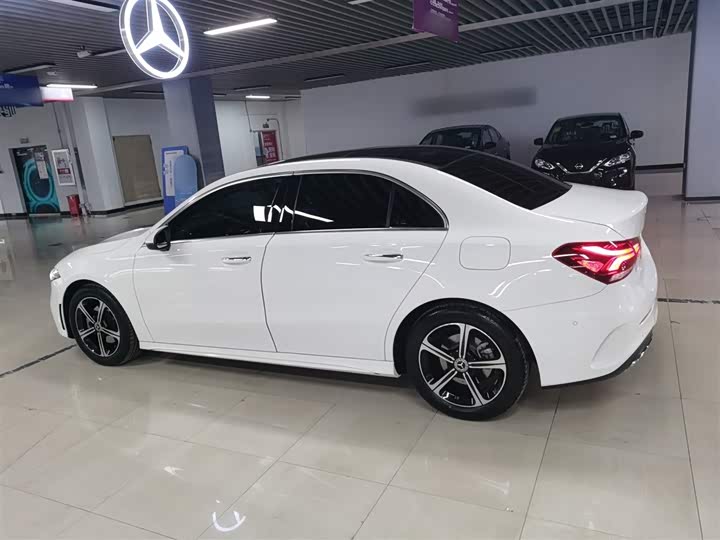 Фото 5 - Mercedes-Benz A-Class