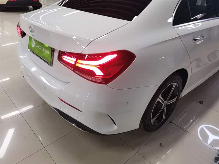 Фото 8 - Mercedes-Benz A-Class