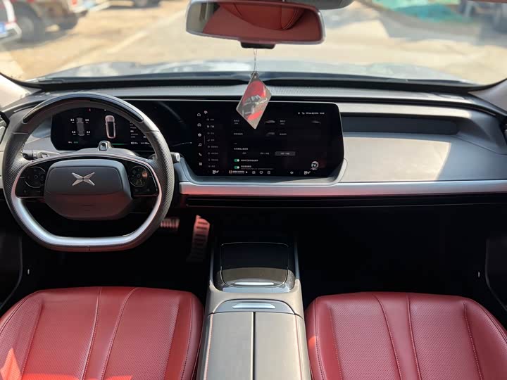 Фото 5 - XPeng P7