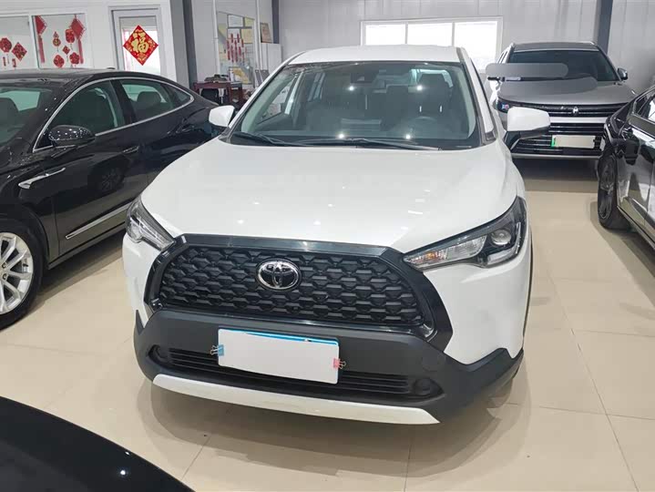 Фото 2 - Toyota Corolla Cross