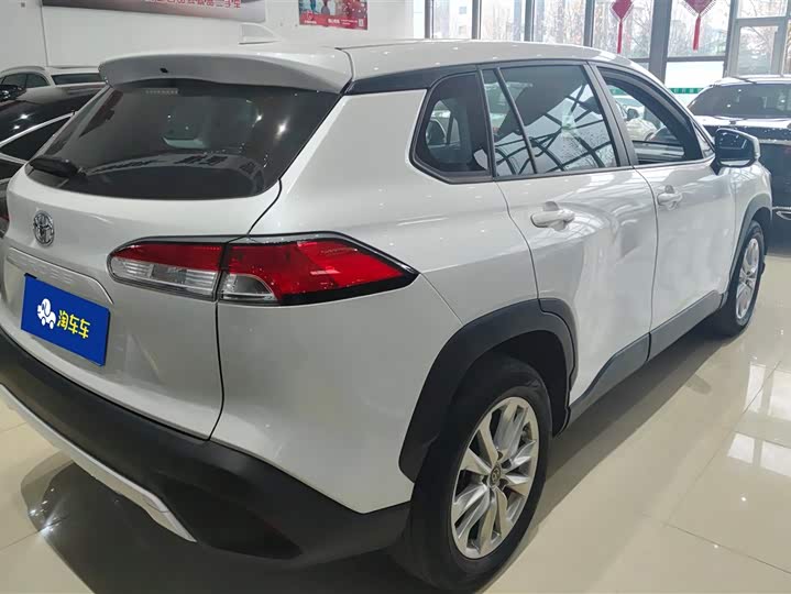 Фото 3 - Toyota Corolla Cross