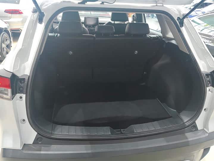 Фото 4 - Toyota Corolla Cross