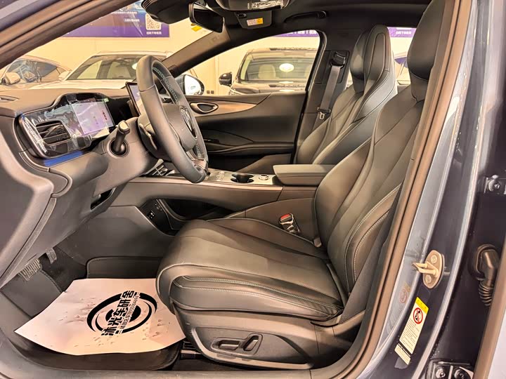 Фото 8 - BYD Seal 06 Hybrid/EV