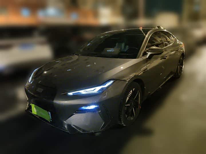 Фото 2 - Geely Galaxy E8