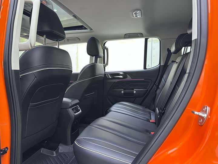 Фото 9 - Tank 300