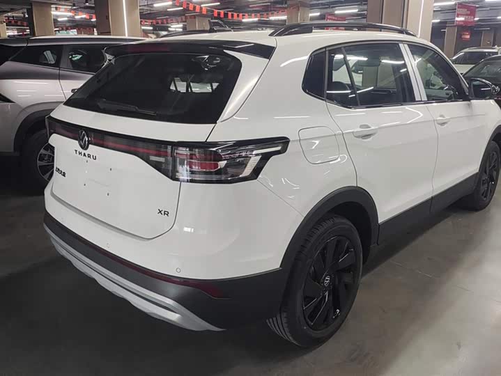 Фото 3 - Volkswagen Tharu