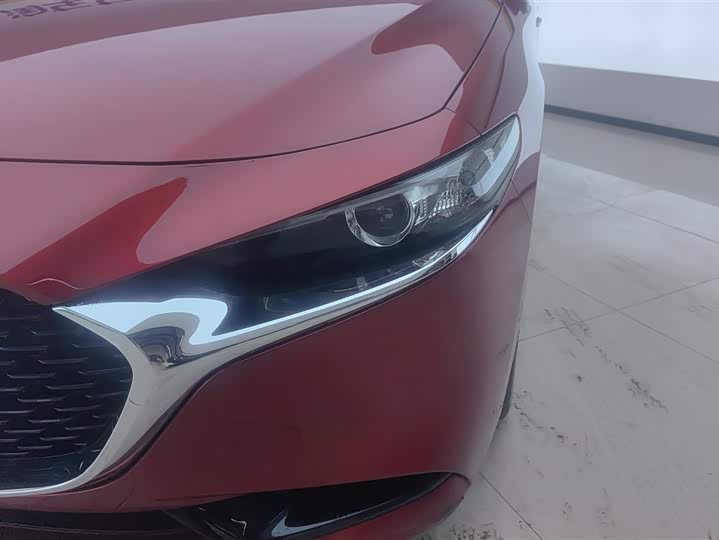 Фото 5 - Mazda 3 (Axela)