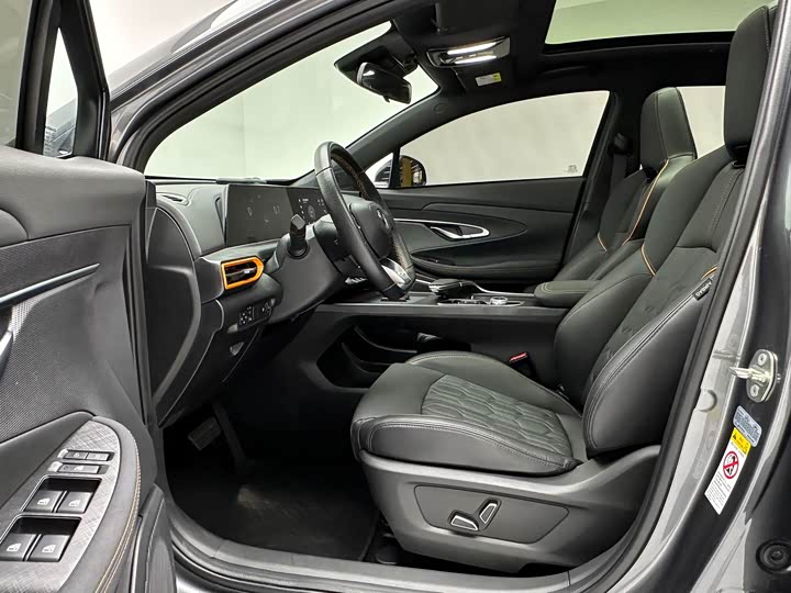 Фото 8 - Changan UNI-T