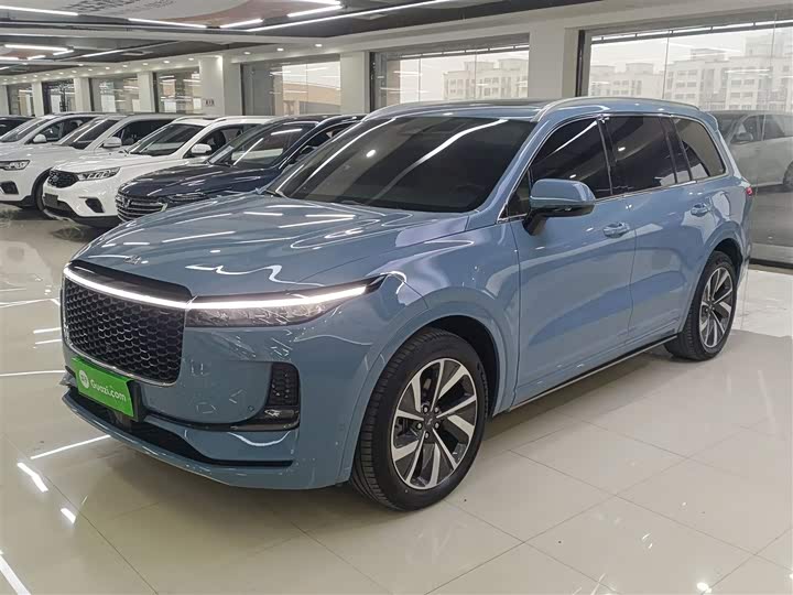 Фото 2 - LiXiang One