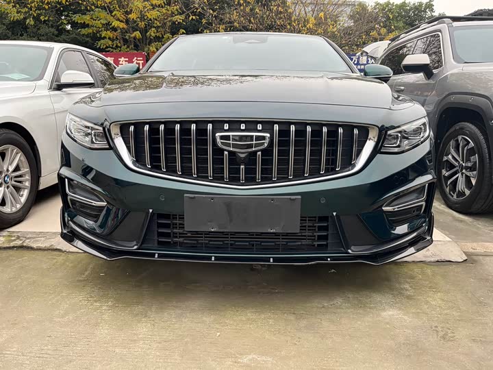 Фото 3 - Geely Preface