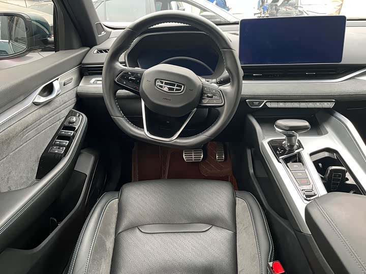 Фото 9 - Geely Preface