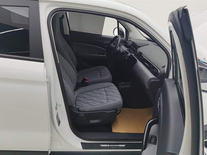 Фото 8 - Leapmotor T03