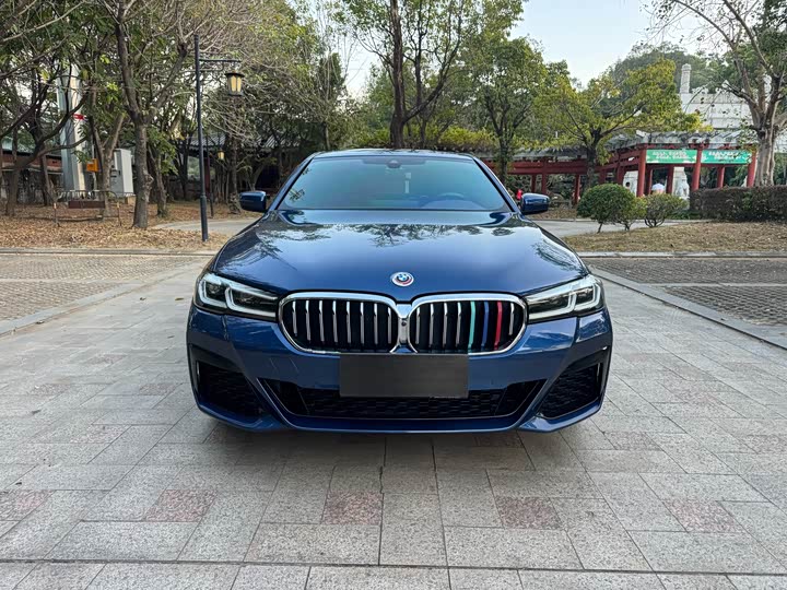 Фото 2 - BMW 5 Series