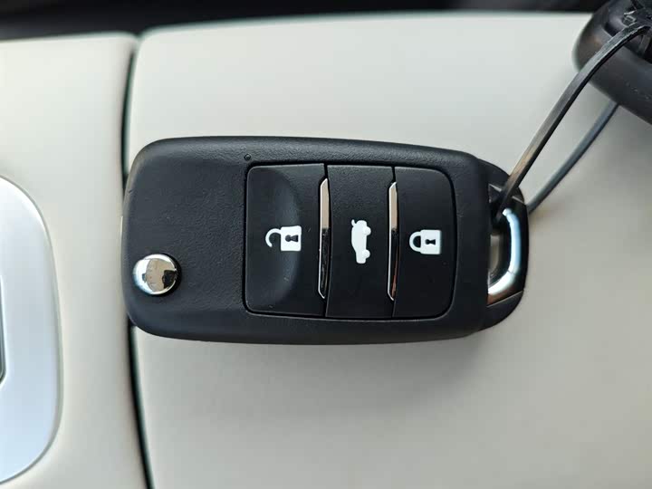 Фото 9 - Changan Qiyuan (Nevo) Lumin