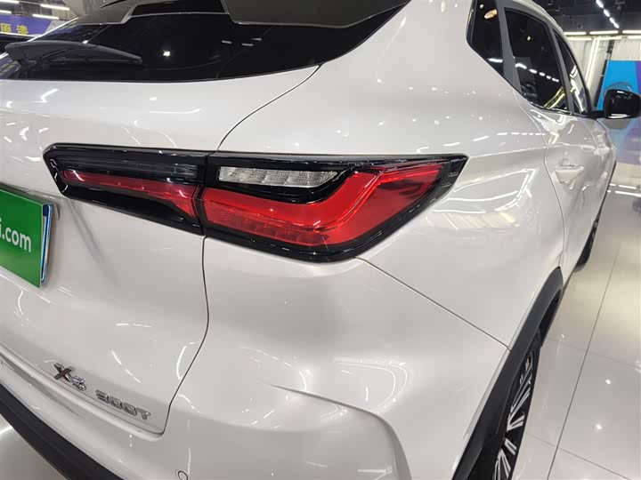 Фото 8 - Changan Oshan X5