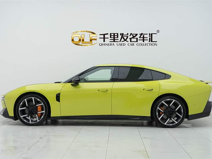 Фото 8 - XPeng P7